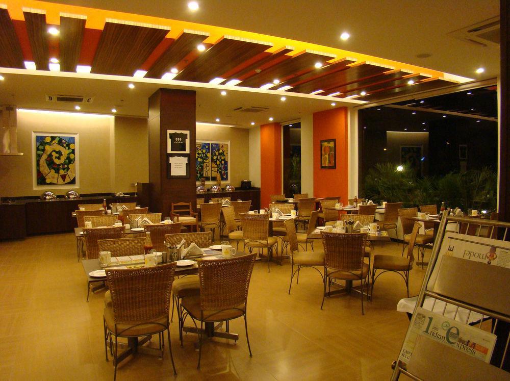 Lemon Tree Hotel Csennai Kültér fotó