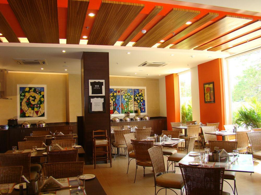 Lemon Tree Hotel Csennai Kültér fotó