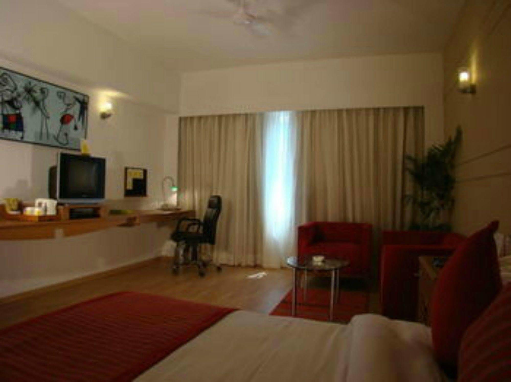 Lemon Tree Hotel Csennai Kültér fotó
