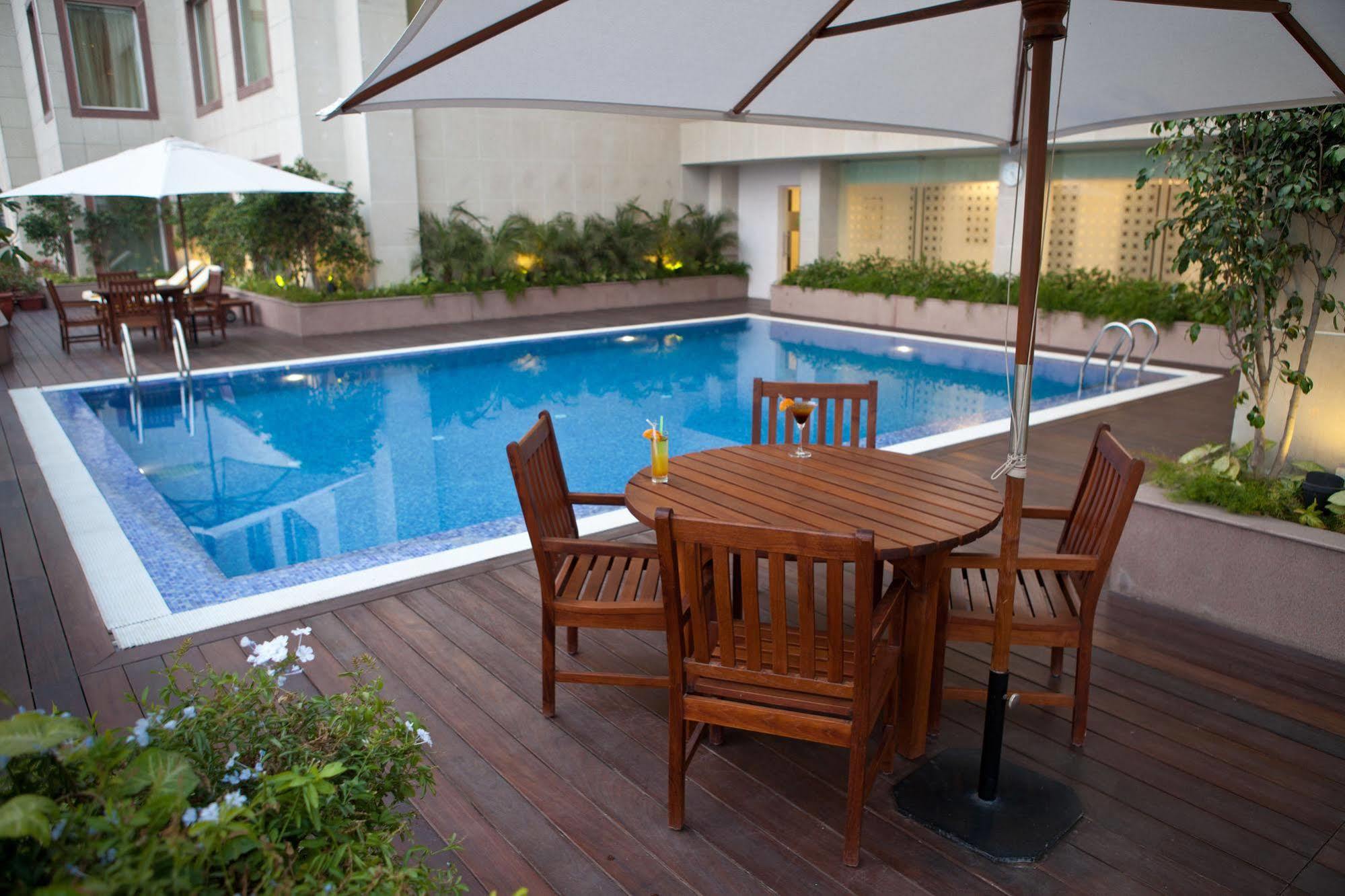 Lemon Tree Hotel Csennai Kültér fotó